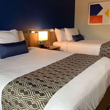 Microtel Inn & Suites By Wyndham Fountain Fort Carson Exterior foto