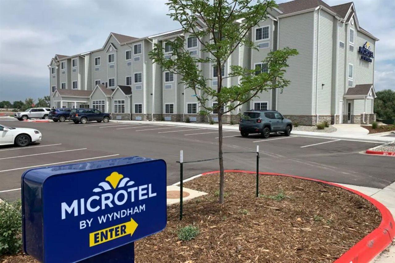 Microtel Inn & Suites By Wyndham Fountain Fort Carson Exterior foto